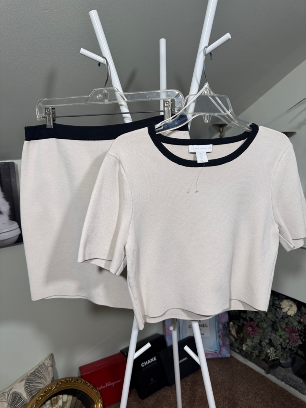 NWOT House of Harlow 1960 Cream and Black Knit Skirt Set Crop Thick Knit Nice!